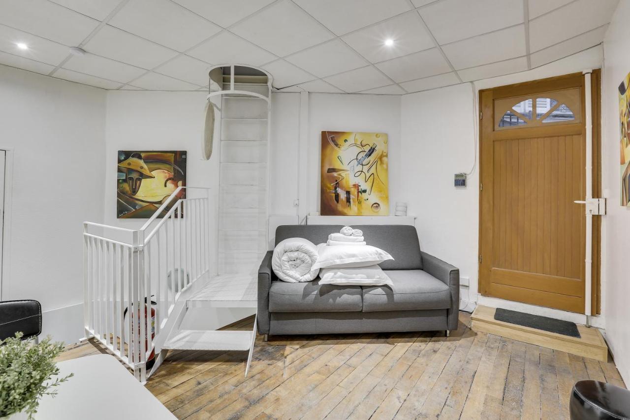 Triplex In Boulevard De Magenta By Guestready Apartment Париж Екстериор снимка